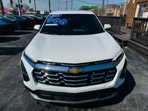 More photos of 2025 CHEVROLET EQUINOX LT at Pro Auto Finance Highland, IN