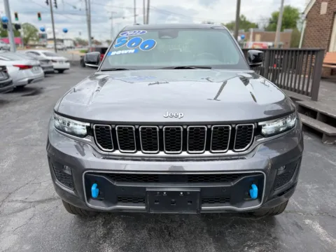 More photos of 2022 JEEP GRAND CHEROKEE OVERLAND 4XE at Pro Auto Finance Highland, IN
