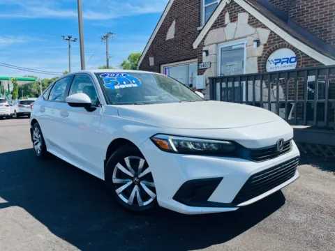 White 2023 HONDA CIVIC LX for sale in Highland, IN