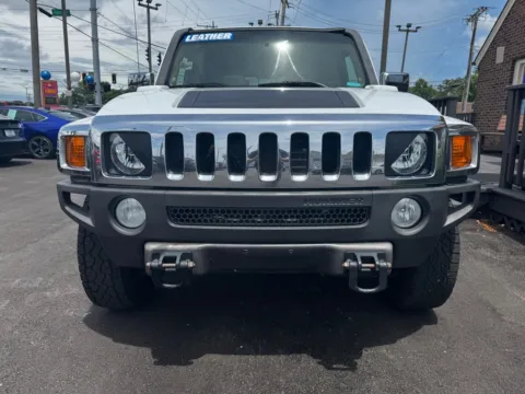 Another view of 2006 HUMMER H3 BASE for sale in Highland, IN at Pro Auto Finance Highland