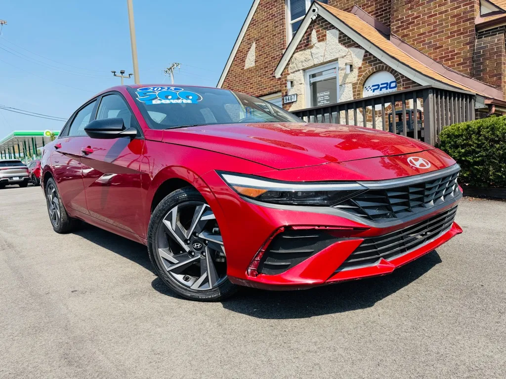 Red 2025 HYUNDAI ELANTRA SEL SPORT for sale in Highland, IN