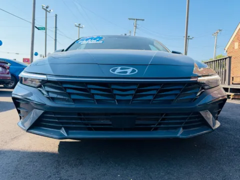 More photos of 2026 HYUNDAI ELANTRA SEL SPORT PREMIUM at Pro Auto Finance Highland, IN
