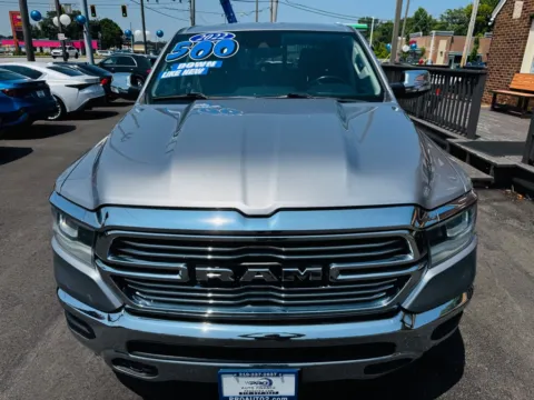 More photos of 2022 RAM 1500 LARAMIE at Pro Auto Finance Highland, IN