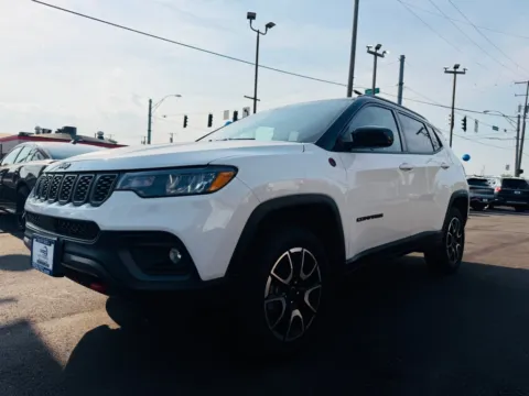 Another view of 2025 JEEP COMPASS TRAILHAWK for sale in Highland, IN at Pro Auto Finance Highland