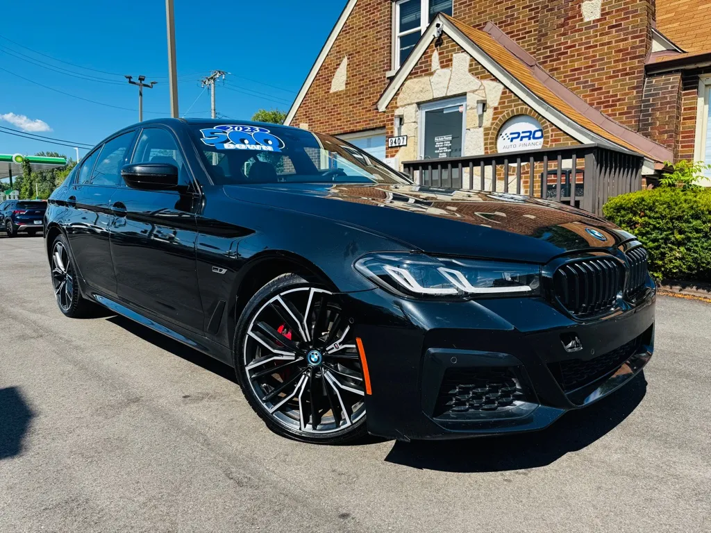 Black 2023 BMW 5 SERIES 530E for sale in Highland, IN
