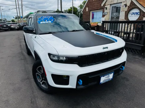 Photos of 2022 JEEP GRAND CHEROKEE TRAILHAWK 4XE for sale in Highland, IN at Pro Auto Finance Highland