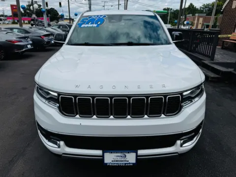 More photos of 2024 JEEP WAGONEER SERIES II at Pro Auto Finance Highland, IN
