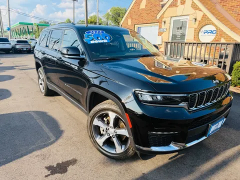 Photos of 2023 JEEP GRAND CHEROKEE LIMITED for sale in Highland, IN at Pro Auto Finance Highland