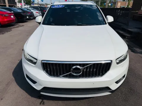 More photos of 2021 VOLVO XC40 T5 INSCRIPTION at Pro Auto Finance Highland, IN