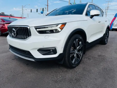 More photos of 2021 VOLVO XC40 T5 INSCRIPTION at Pro Auto Finance Highland, IN