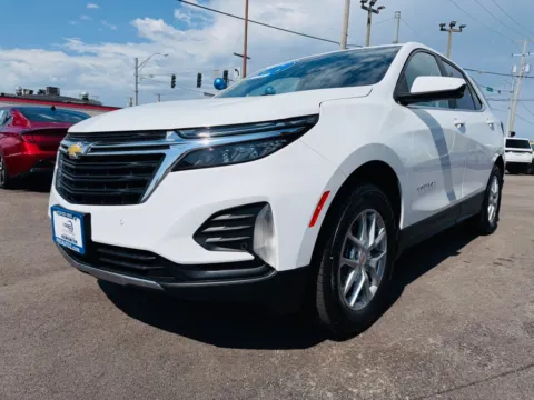More photos of 2023 CHEVROLET EQUINOX LT at Pro Auto Finance Highland, IN