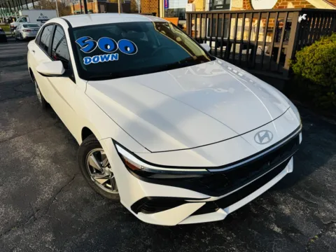 Photos of 2025 HYUNDAI ELANTRA SE for sale in Highland, IN at Pro Auto Finance Highland