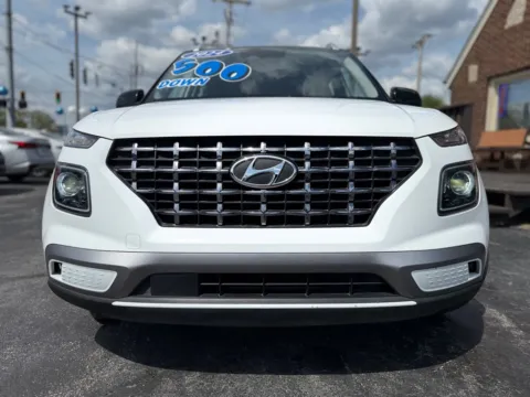 Another view of 2024 HYUNDAI VENUE LIMITED for sale in Highland, IN at Pro Auto Finance Highland