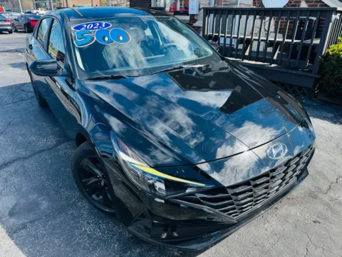 Photos of 2023 HYUNDAI ELANTRA SEL for sale in Highland, IN at Pro Auto Finance Highland