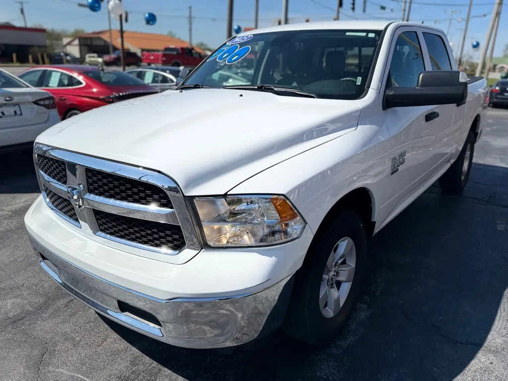 2023 RAM Ram 1500 Classic SLT - Photo 6