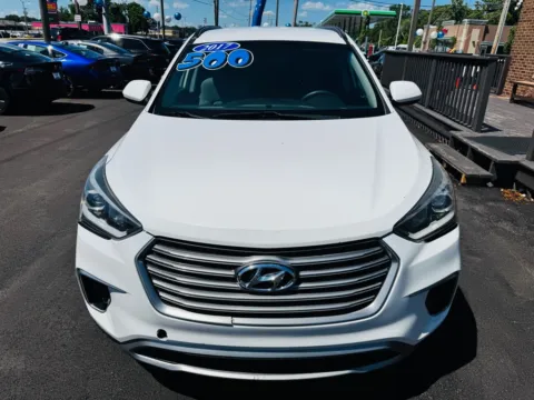 More photos of 2017 HYUNDAI SANTA FE SE at Pro Auto Finance Highland, IN