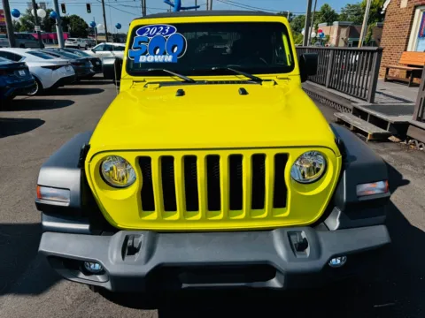 More photos of 2023 JEEP WRANGLER SPORT at Pro Auto Finance Highland, IN