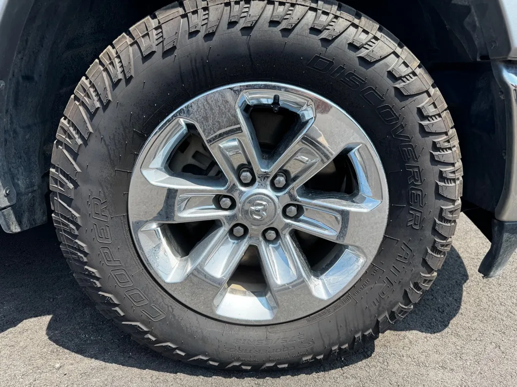 2022 RAM Ram 1500 Pickup Laramie - Photo 10