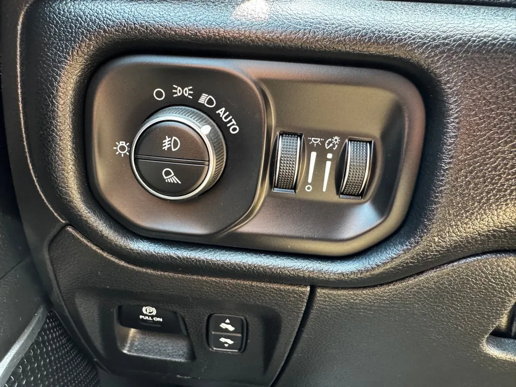 2022 RAM Ram 1500 Pickup Laramie - Photo 26