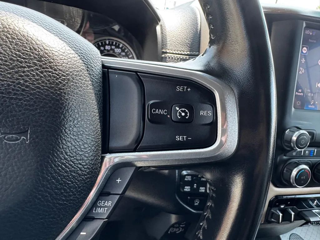 2022 RAM Ram 1500 Pickup Laramie - Photo 24