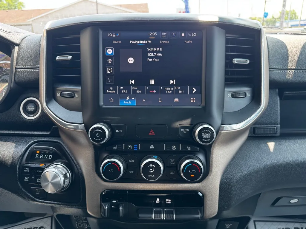 2022 RAM Ram 1500 Pickup Laramie - Photo 19