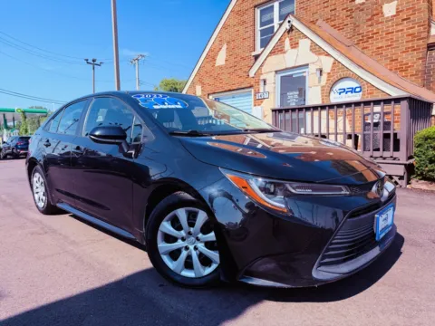 Black 2023 TOYOTA COROLLA LE for sale in Highland, IN