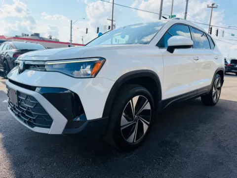 More photos of 2025 VOLKSWAGEN TAOS SE 4MOTION at Pro Auto Finance Highland, IN