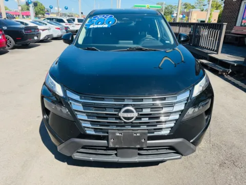 More photos of 2024 NISSAN ROGUE SV at Pro Auto Finance Highland, IN