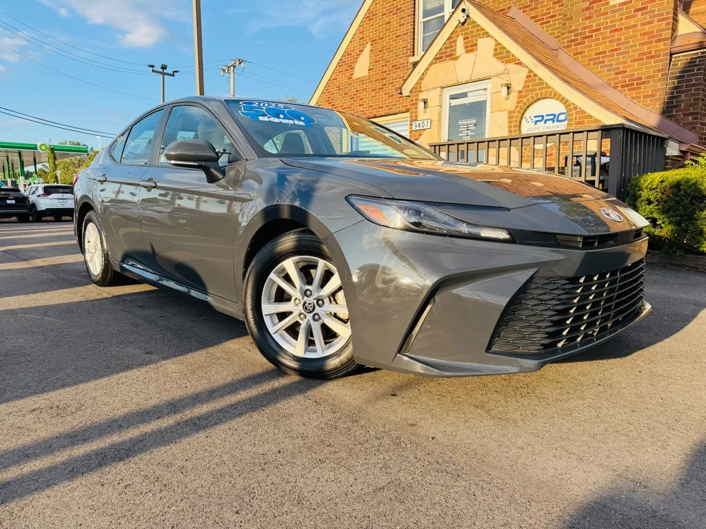 2025 Toyota Camry LE