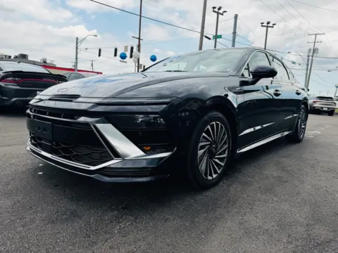 More photos of 2025 HYUNDAI SONATA HYBRID SEL at Pro Auto Finance Highland, IN