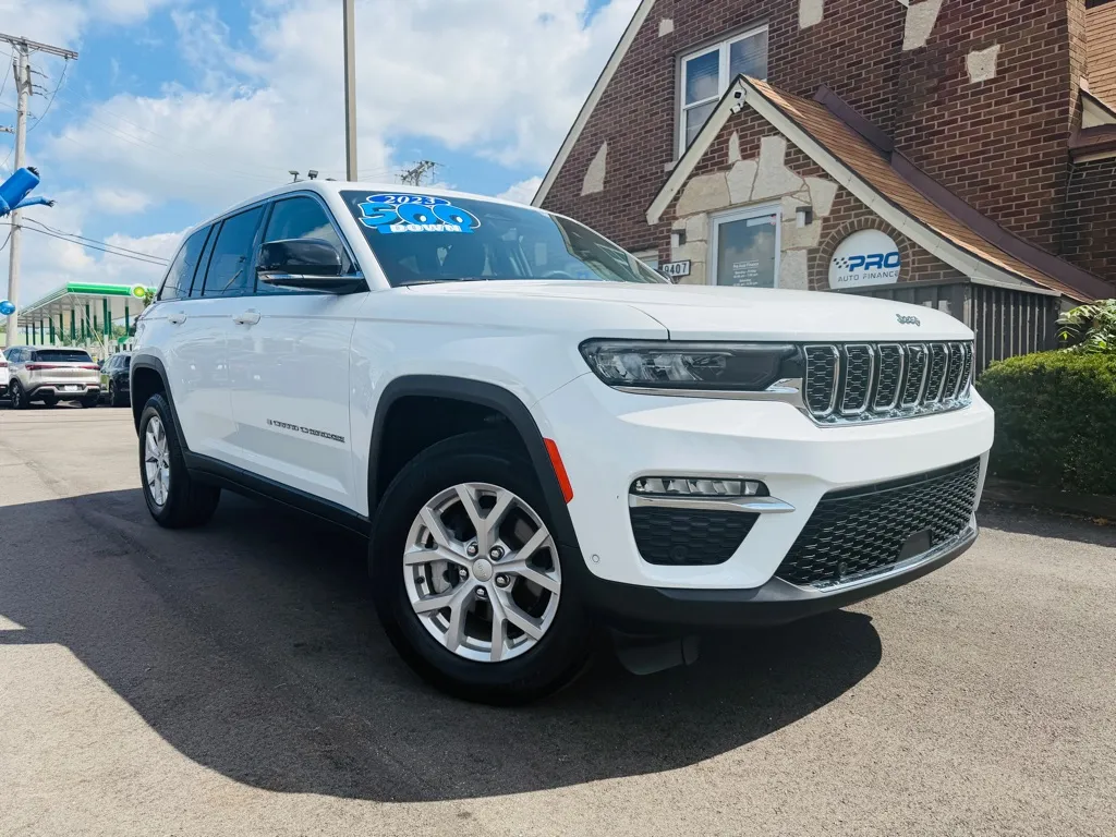 White 2023 JEEP GRAND CHEROKEE LIMITED for sale in Highland, IN