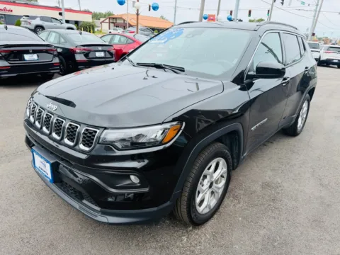 More photos of 2025 JEEP COMPASS LATITUDE at Pro Auto Finance Highland, IN