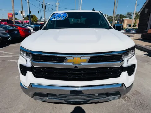 Another view of 2025 CHEVROLET SILVERADO 1500 LT for sale in Highland, IN at Pro Auto Finance Highland