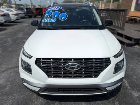 More photos of 2024 HYUNDAI VENUE LIMITED at Pro Auto Finance Highland, IN