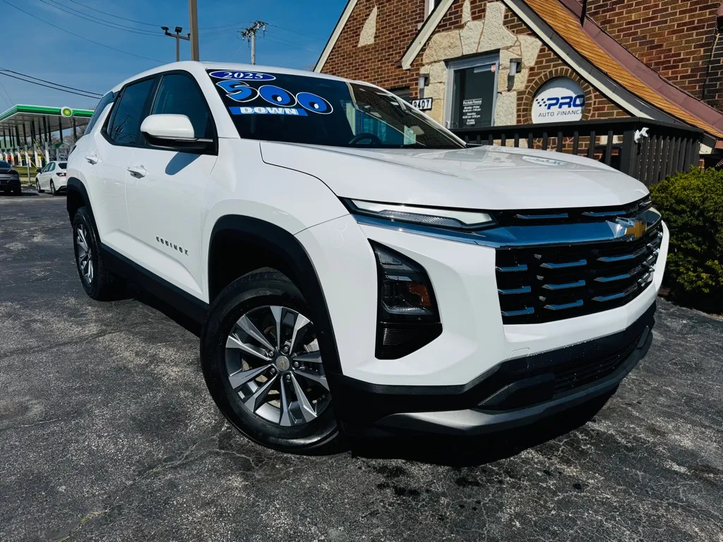 White 2025 CHEVROLET EQUINOX LT for sale in Highland, IN