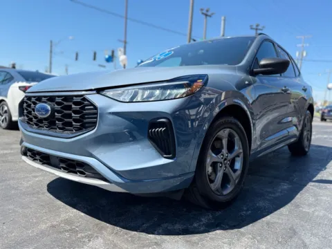 More photos of 2024 FORD ESCAPE HYBRID ST-LINE at Pro Auto Finance Highland, IN