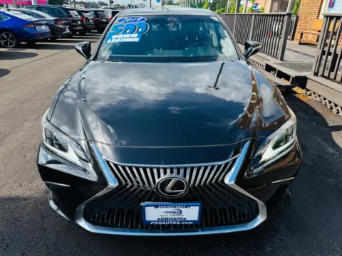 More photos of 2019 LEXUS ES 350 BASE at Pro Auto Finance Highland, IN