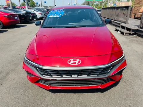 More photos of 2025 HYUNDAI ELANTRA SEL SPORT at Pro Auto Finance Highland, IN