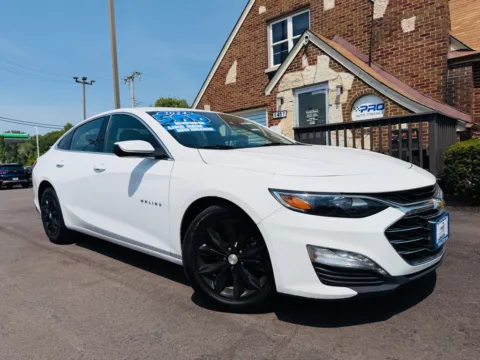 White 2024 CHEVROLET MALIBU LT for sale in Highland, IN