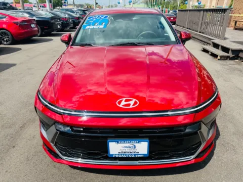More photos of 2024 HYUNDAI SONATA SEL at Pro Auto Finance Highland, IN