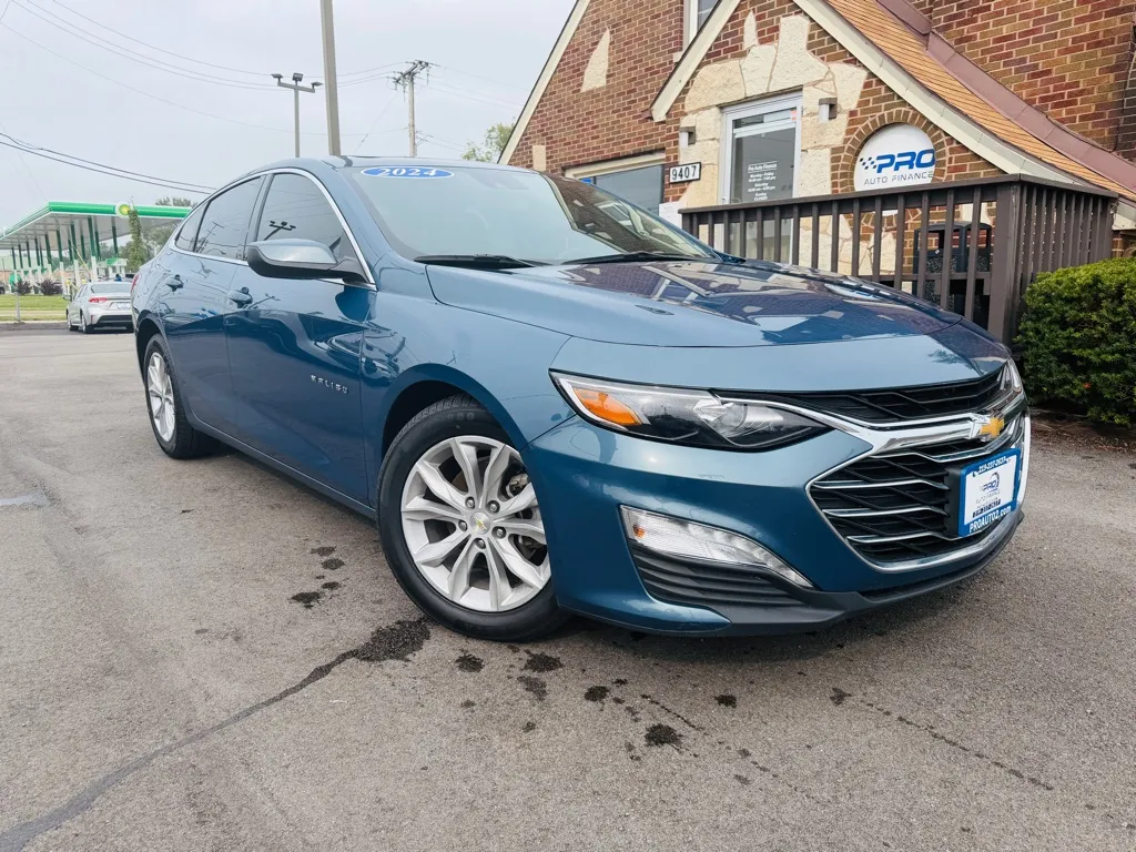 Blue 2024 CHEVROLET MALIBU LT for sale in Highland, IN