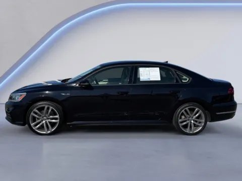 Photos of 2018 Volkswagen Passat R-Line for sale in Alcoa, TN at Twin City Auto Center