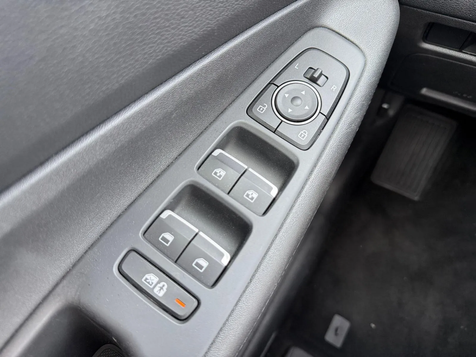 2023 Hyundai Santa Fe XRT - Photo 18
