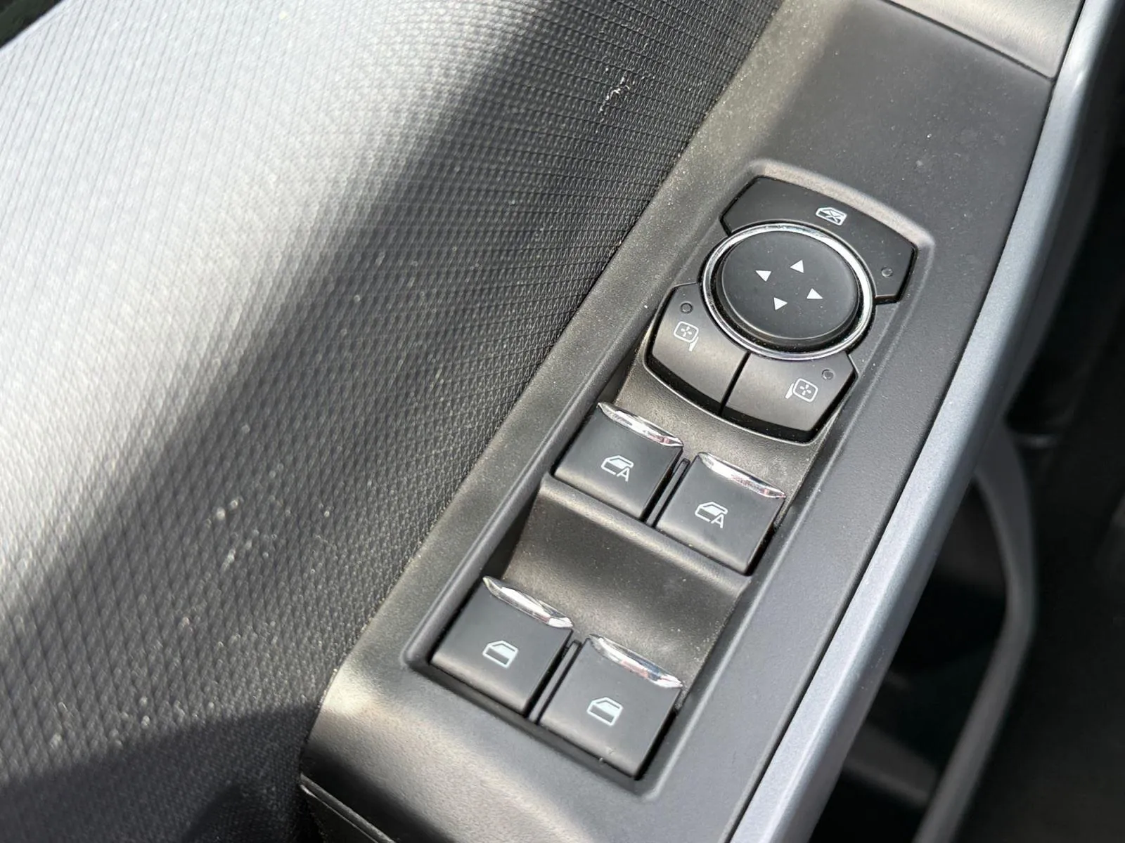 2023 Ford F-150 XLT - Photo 18