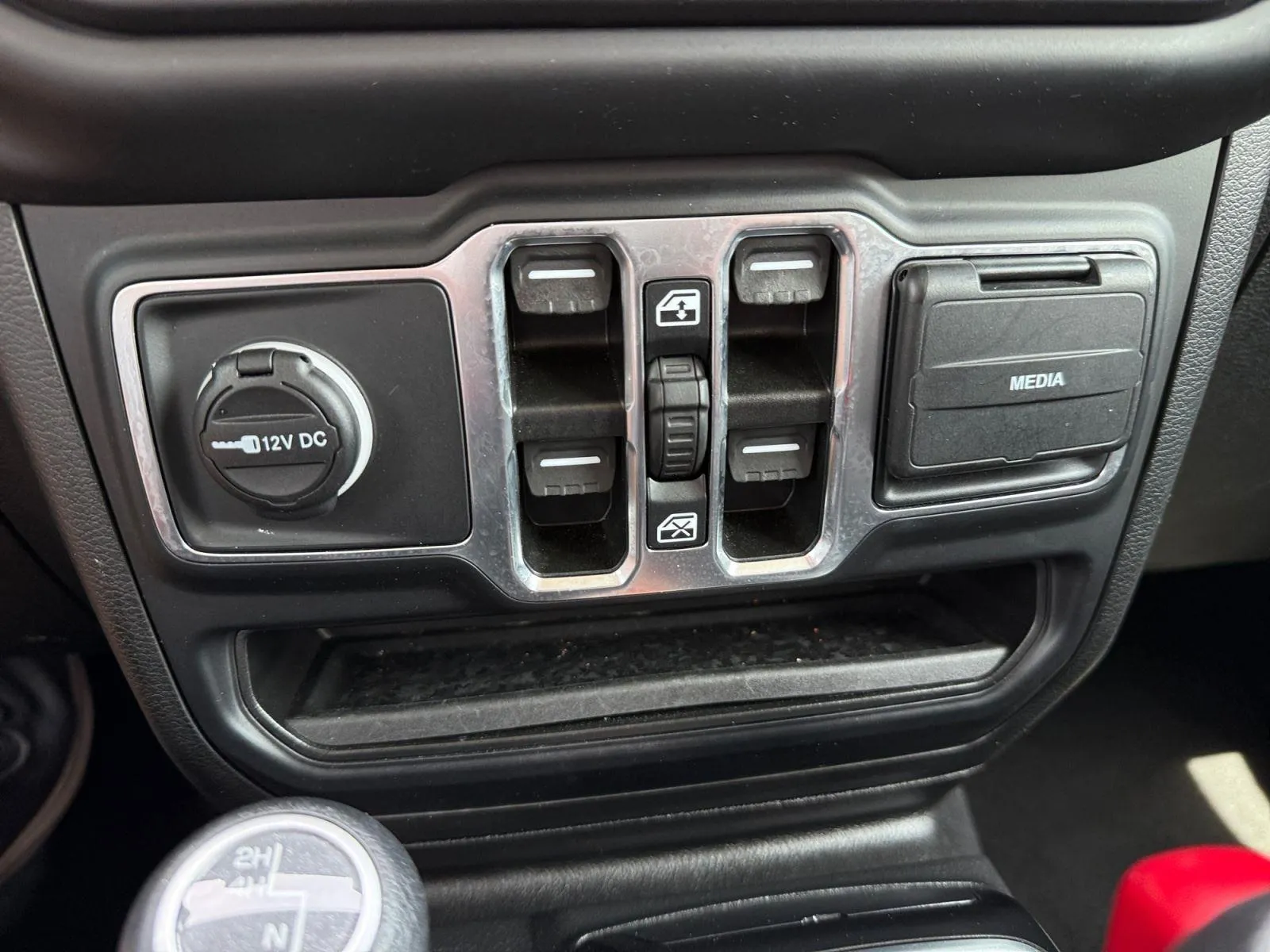 2023 Jeep Gladiator Sport S - Photo 27