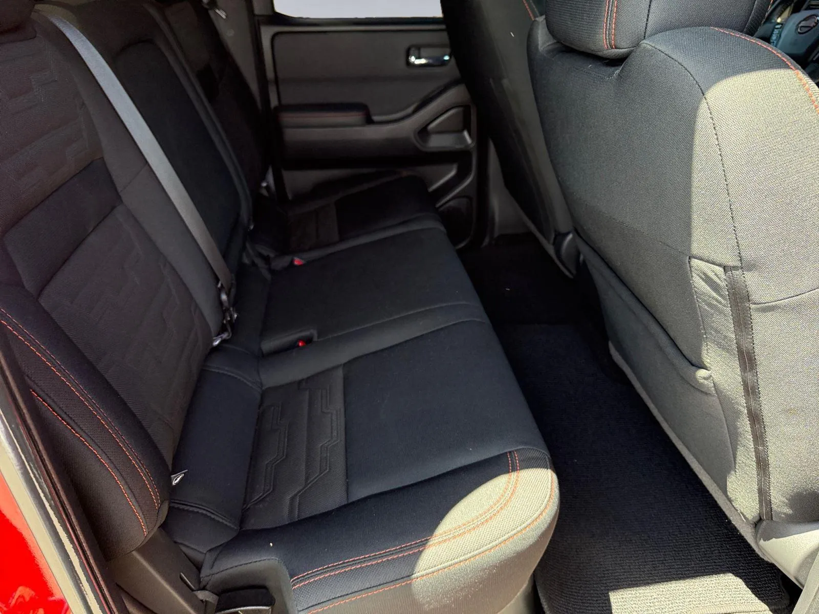 2023 Nissan Frontier PRO-4X - Photo 12