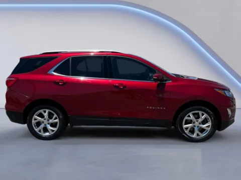 Photos of 2019 Chevrolet Equinox LT for sale in Alcoa, TN at Twin City Auto Center