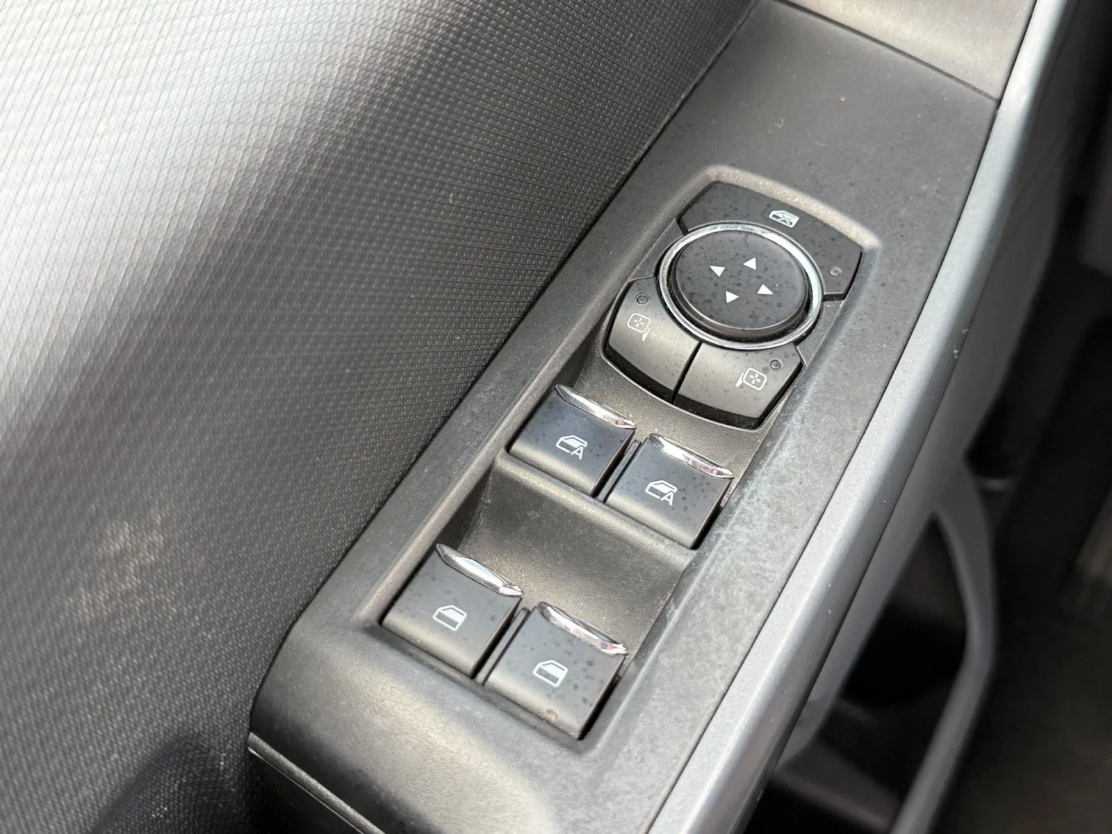 2023 Ford F-150 XLT - Photo 18