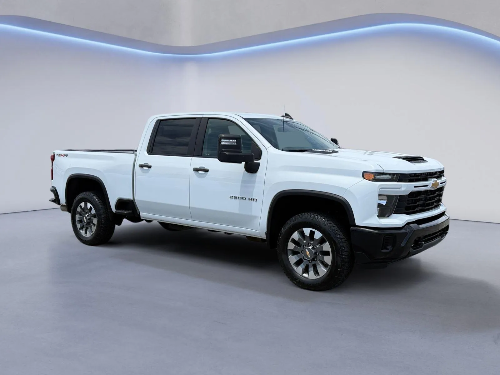 White 2024 Chevrolet Silverado 2500HD Custom for sale in Alcoa, TN