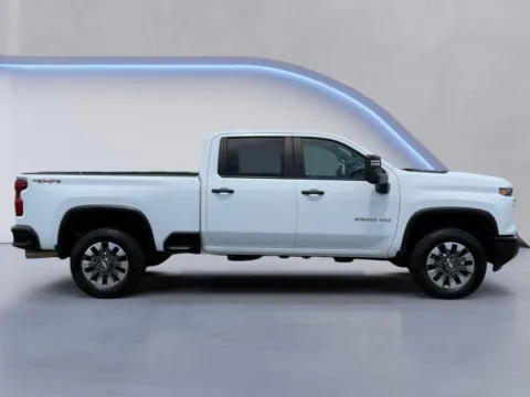 Photos of 2024 Chevrolet Silverado 2500HD Custom for sale in Alcoa, TN at Twin City Auto Center